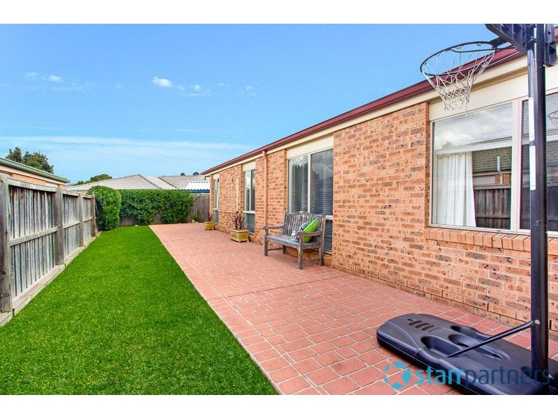 90 Phoenix Ave, Stanhope Gardens NSW 2768