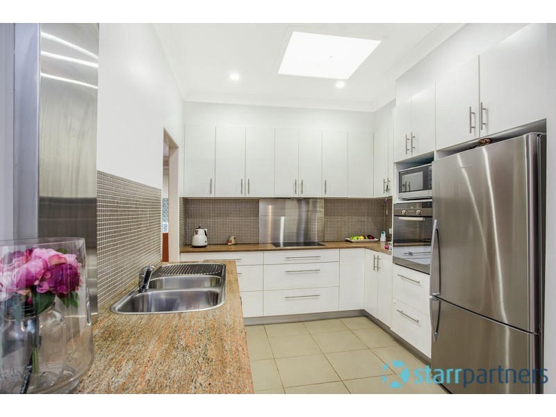 42 Picasso Crescent, Old Toongabbie NSW 2146