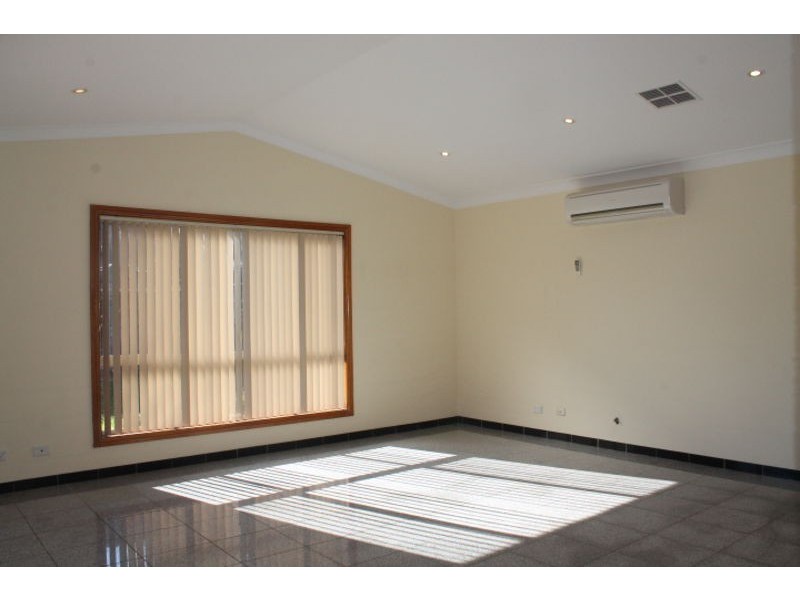 79 James Mileham Drive, Kellyville NSW 2155