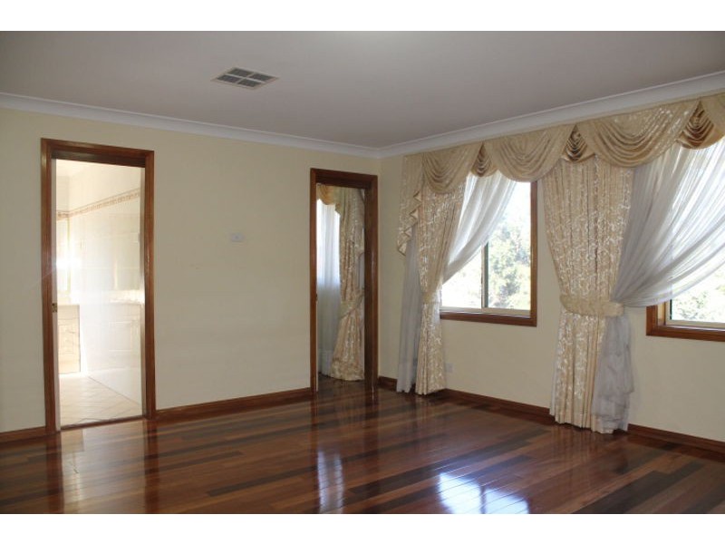 79 James Mileham Drive, Kellyville NSW 2155