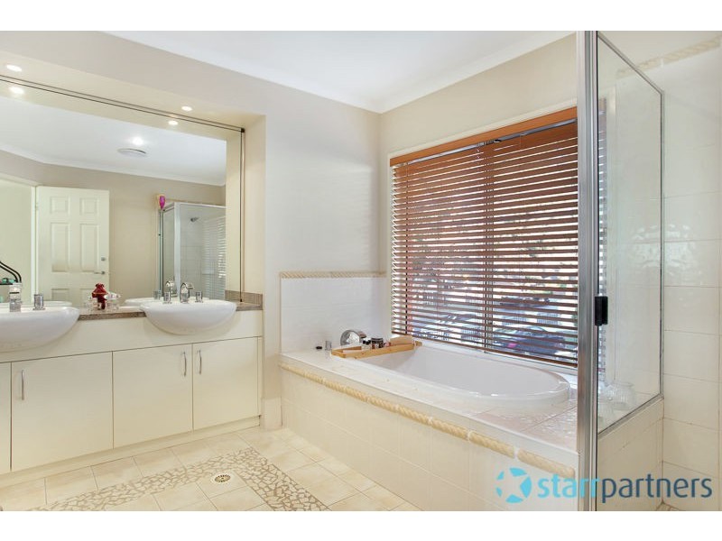 40 CRESTVIEW DRIVE, Glenwood NSW 2768