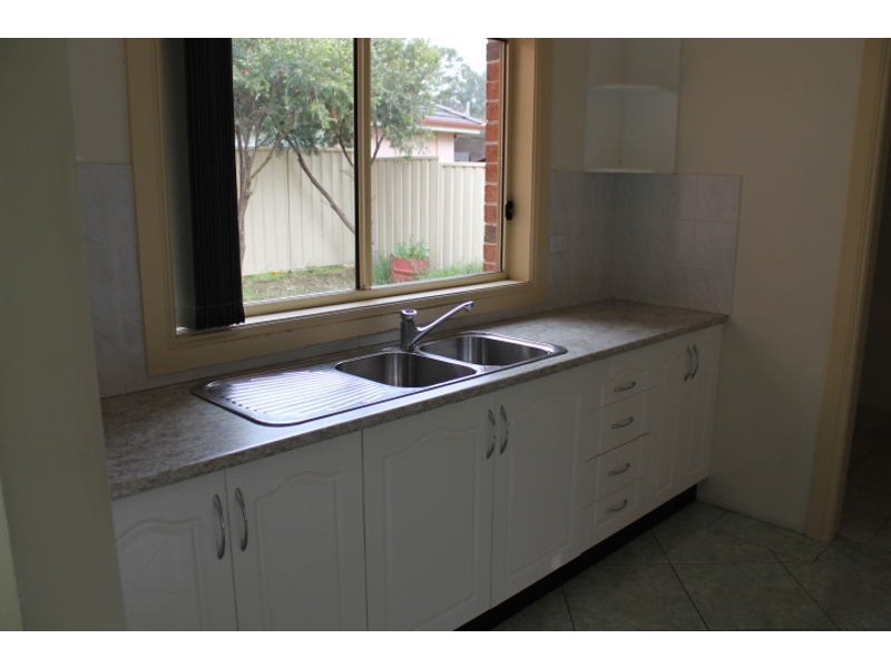 2/120 Kildare Road, Blacktown NSW 2148