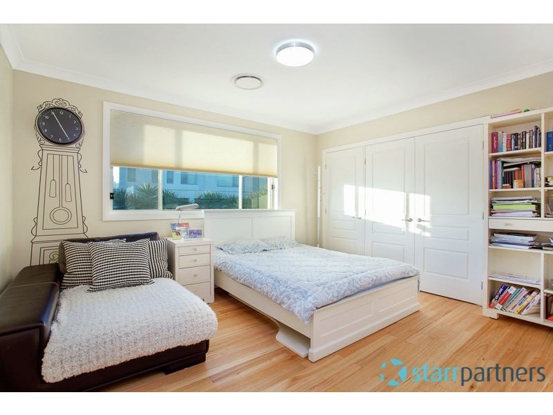 12 Pipersbrook Crescent, Bella Vista NSW 2153