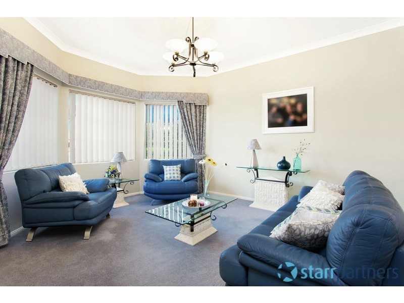 25 Pine Crescent, Bella Vista NSW 2153