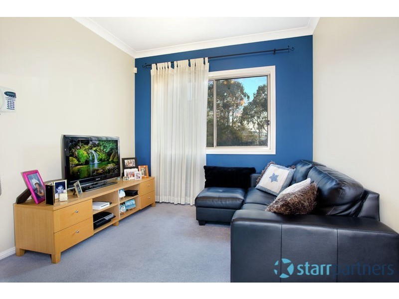 25 Pine Crescent, Bella Vista NSW 2153