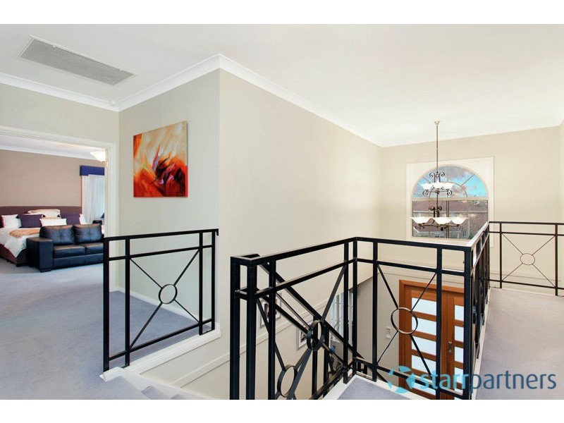 25 Pine Crescent, Bella Vista NSW 2153