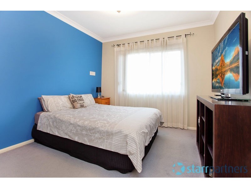 25 Pine Crescent, Bella Vista NSW 2153