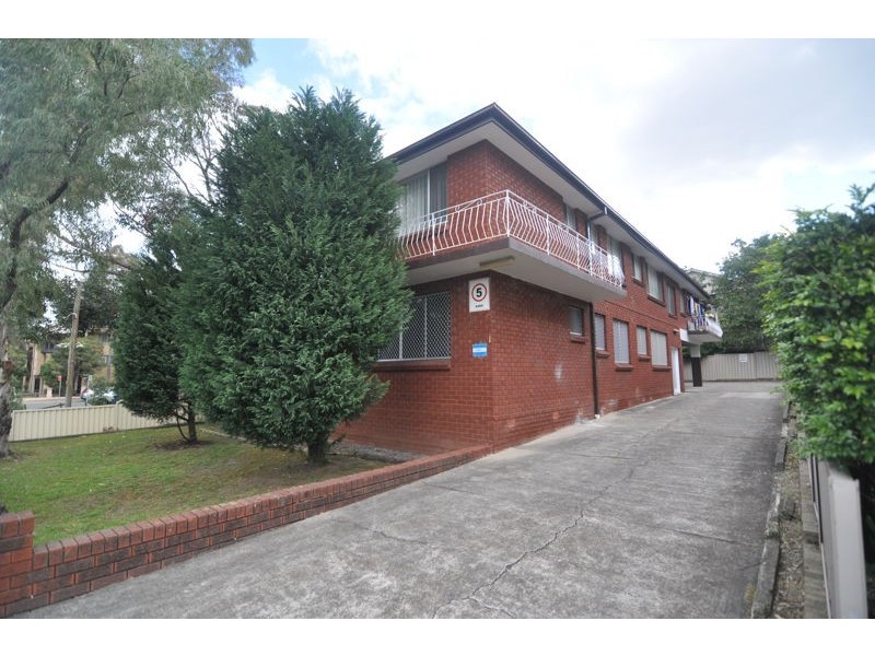 3/15 Oxford Street, Merrylands NSW 2160