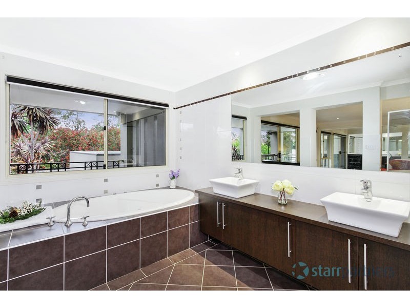 12 Waterfall Crescent, Bella Vista NSW 2153