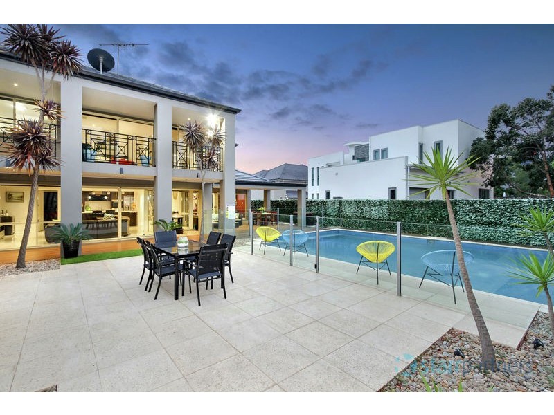 12 Waterfall Crescent, Bella Vista NSW 2153