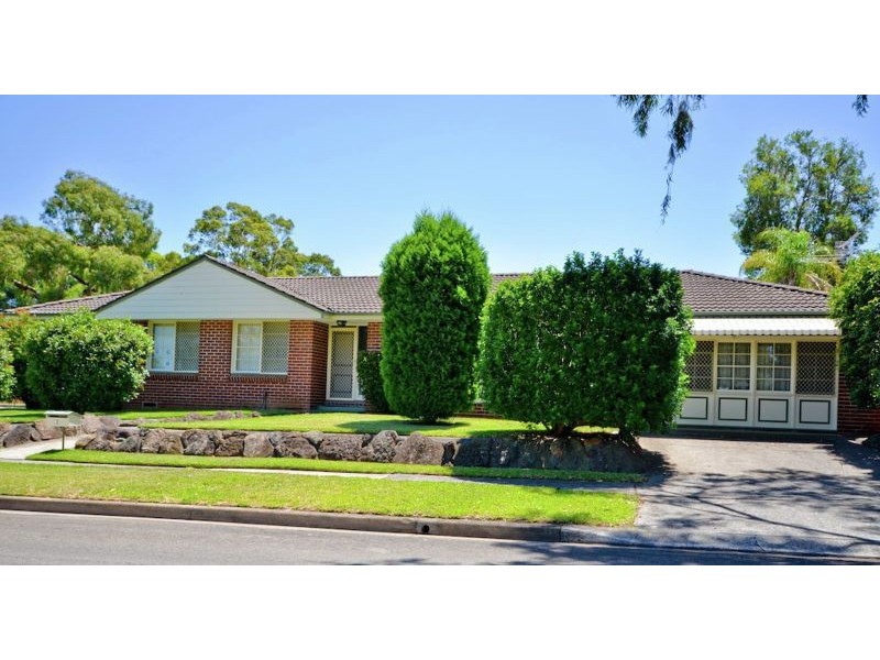 1 Sporing Avenue, Kings Langley NSW 2147