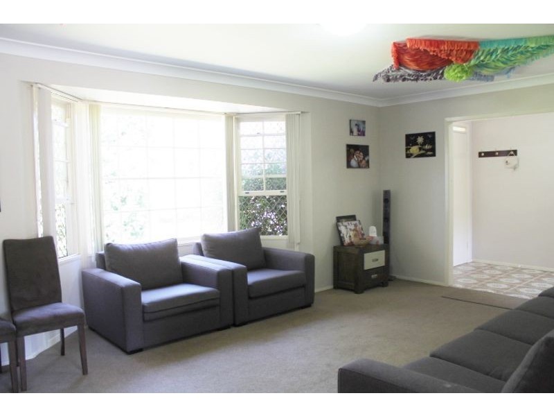 1 Sporing Avenue, Kings Langley NSW 2147