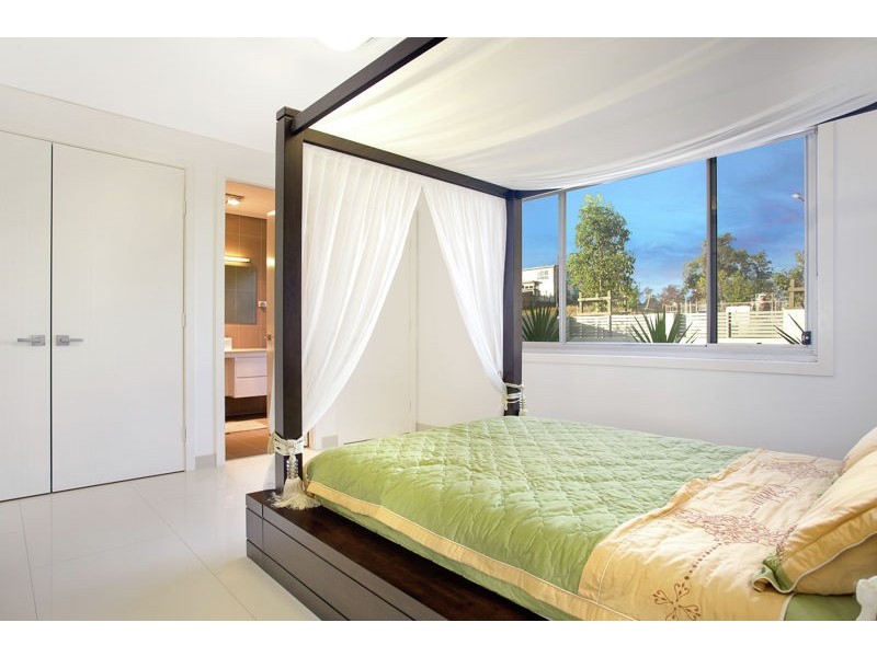 96 Edgewater Drive, Bella Vista NSW 2153