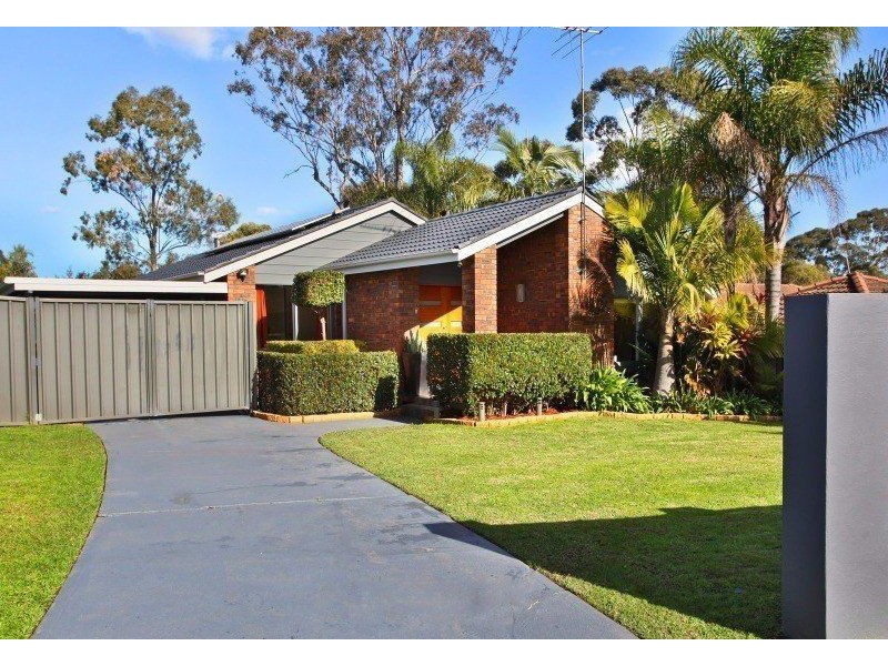 279 Madagascar Drive, Kings Park NSW 2148