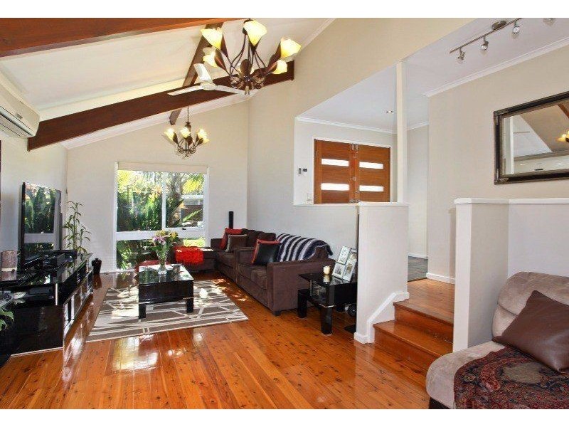 279 Madagascar Drive, Kings Park NSW 2148