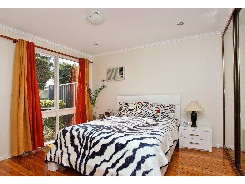 279 Madagascar Drive, Kings Park NSW 2148