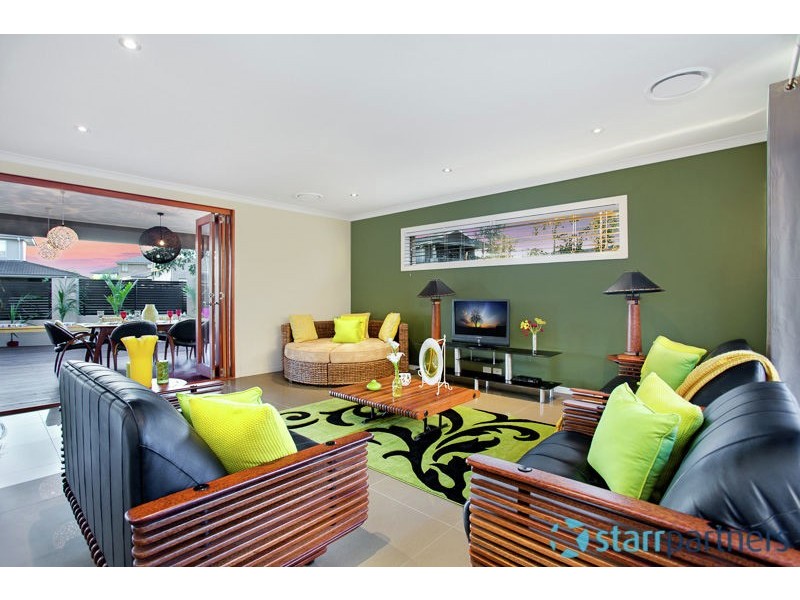 9 Meander Crescent, The Ponds NSW 2769