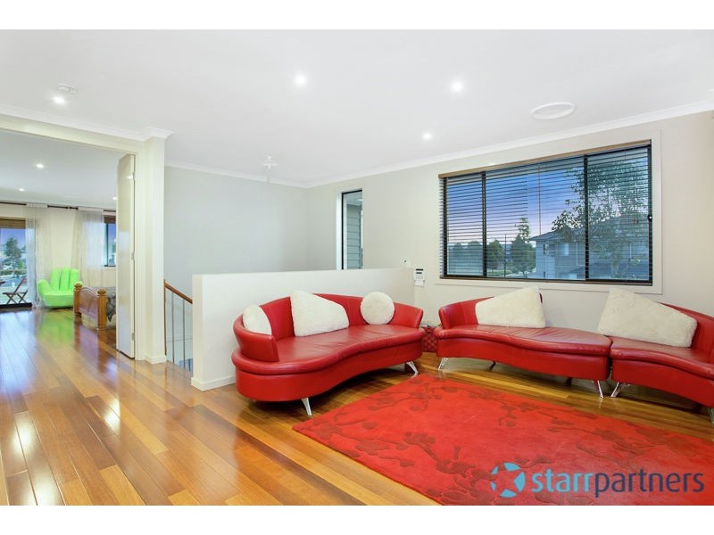 9 Meander Crescent, The Ponds NSW 2769