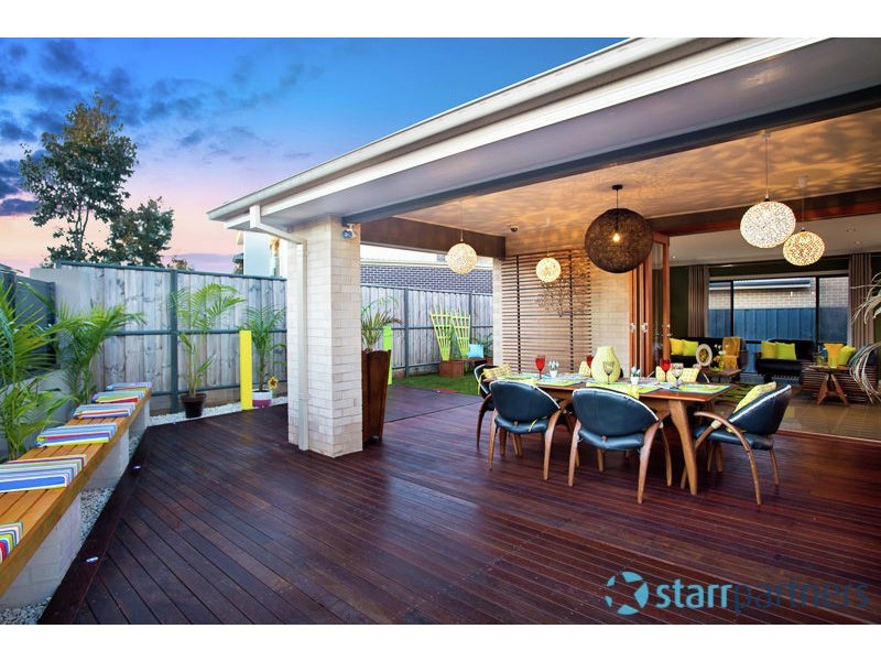 9 Meander Crescent, The Ponds NSW 2769