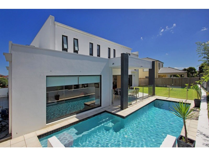 8 Bimbadgen place, Bella Vista NSW 2153