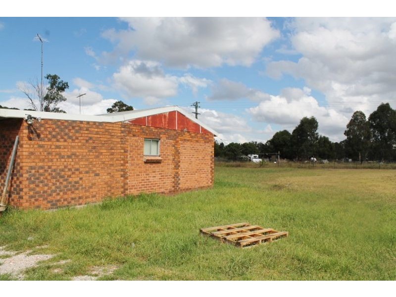 33 Commercial Road, Vineyard NSW 2765