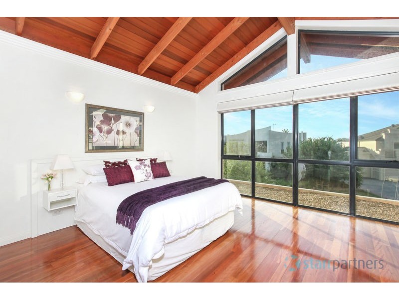 20 Bimbadgen Place, Bella Vista NSW 2153
