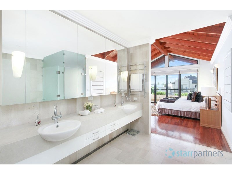 20 Bimbadgen Place, Bella Vista NSW 2153