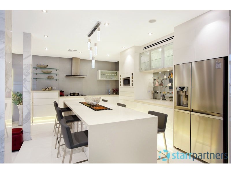 96 Edgewater Drive, Bella Vista NSW 2153