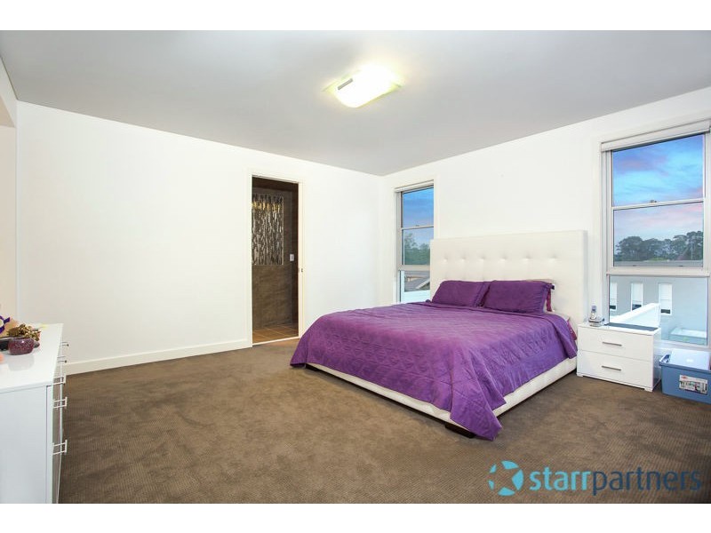 96 Edgewater Drive, Bella Vista NSW 2153