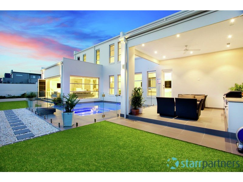 96 Edgewater Drive, Bella Vista NSW 2153