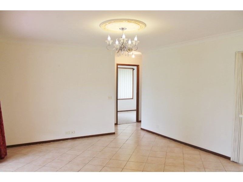 5 Kuta Place, Quakers Hill NSW 2763