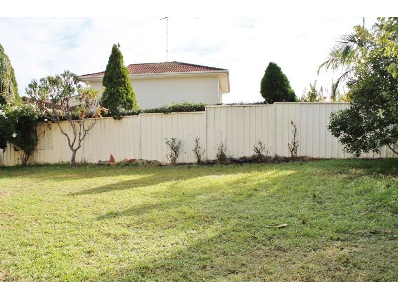 5 Kuta Place, Quakers Hill NSW 2763
