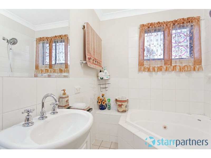 16 Candlenut Grove, Parklea NSW 2768