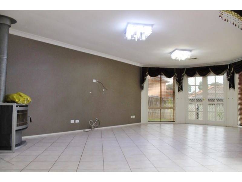 4 Mimosa Grove, Glenwood NSW 2768