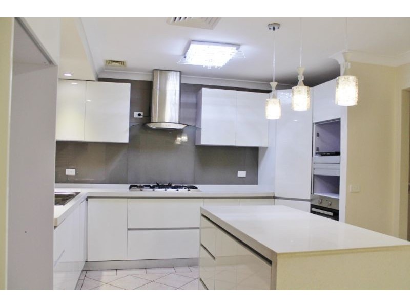 4 Mimosa Grove, Glenwood NSW 2768