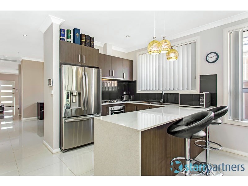 8 Spicebush Glade, Stanhope Gardens NSW 2768