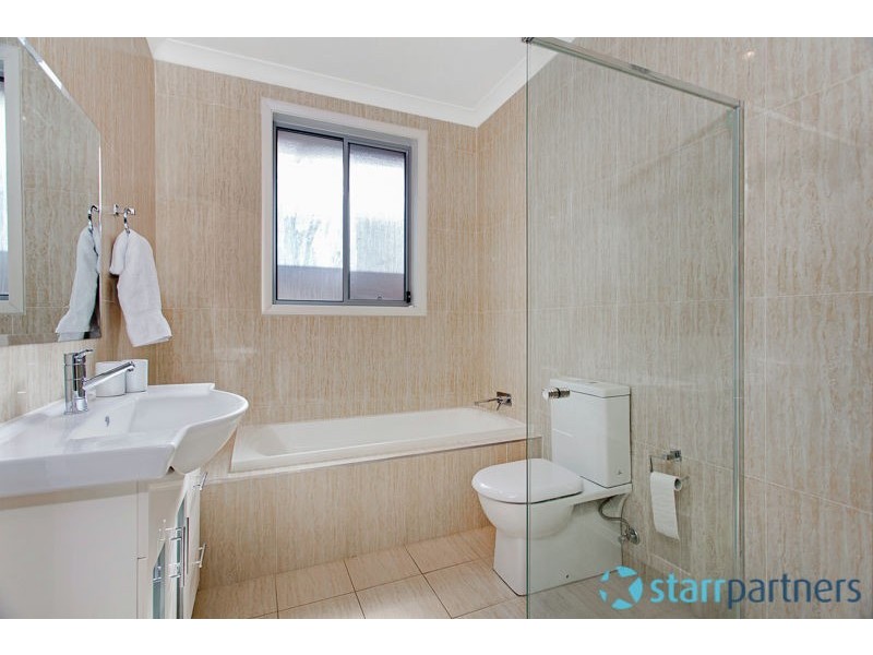 8 Spicebush Glade, Stanhope Gardens NSW 2768