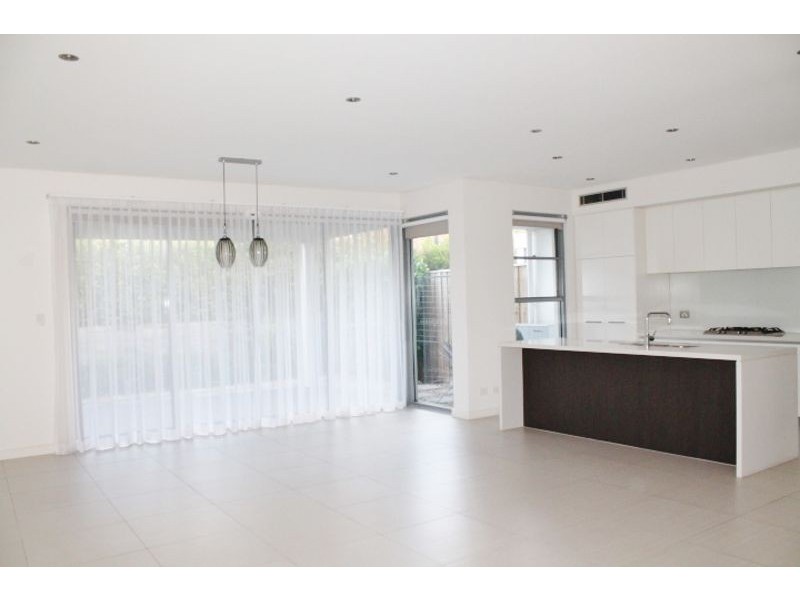 84 Central Park Avenue, Baulkham Hills NSW 2153