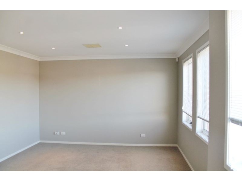 4 Angela Close, Glenwood NSW 2768