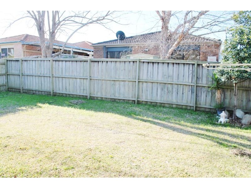 4 Angela Close, Glenwood NSW 2768