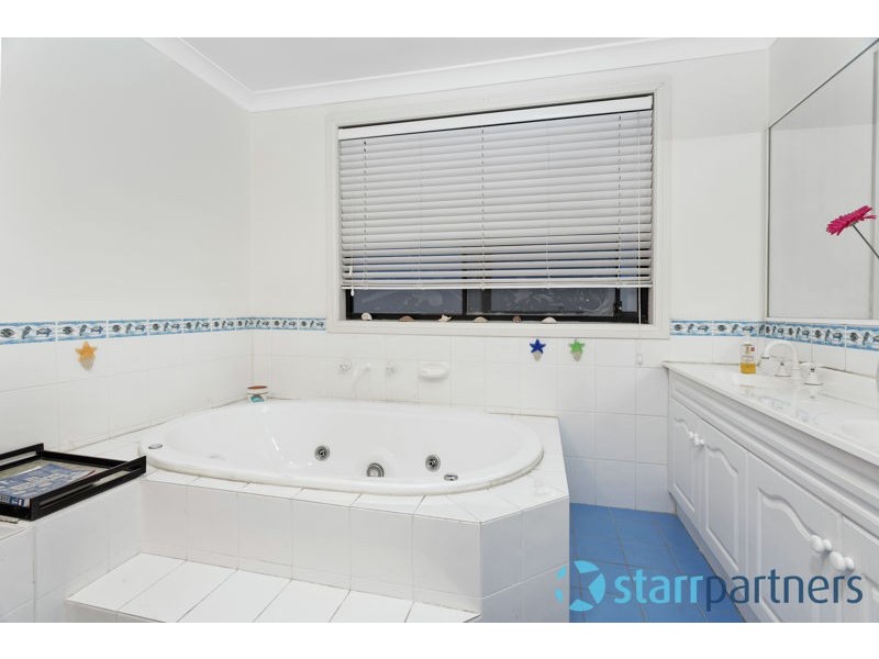 6 Livorno Grove, Glenwood NSW 2768