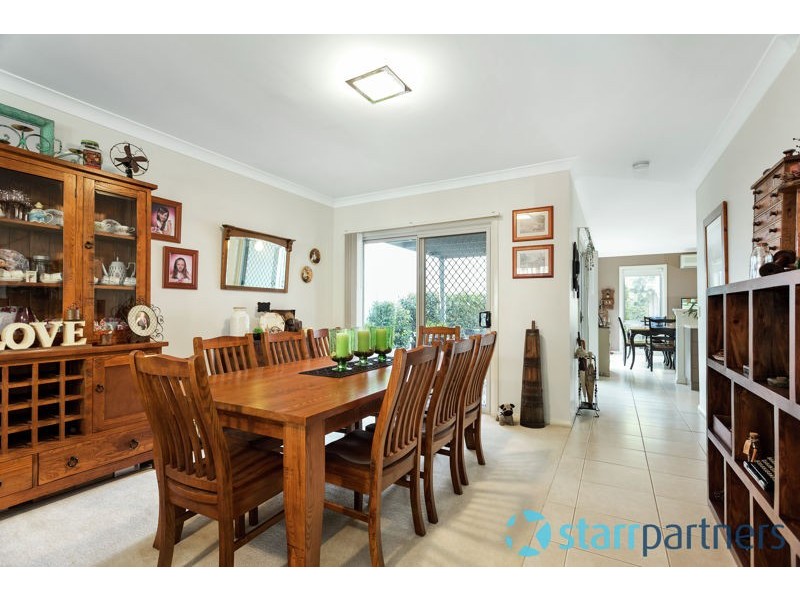 8 Eccles Way, Stanhope Gardens NSW 2768