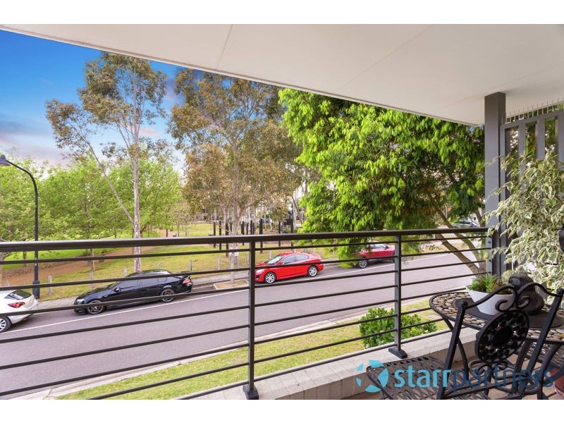 8 Eccles Way, Stanhope Gardens NSW 2768
