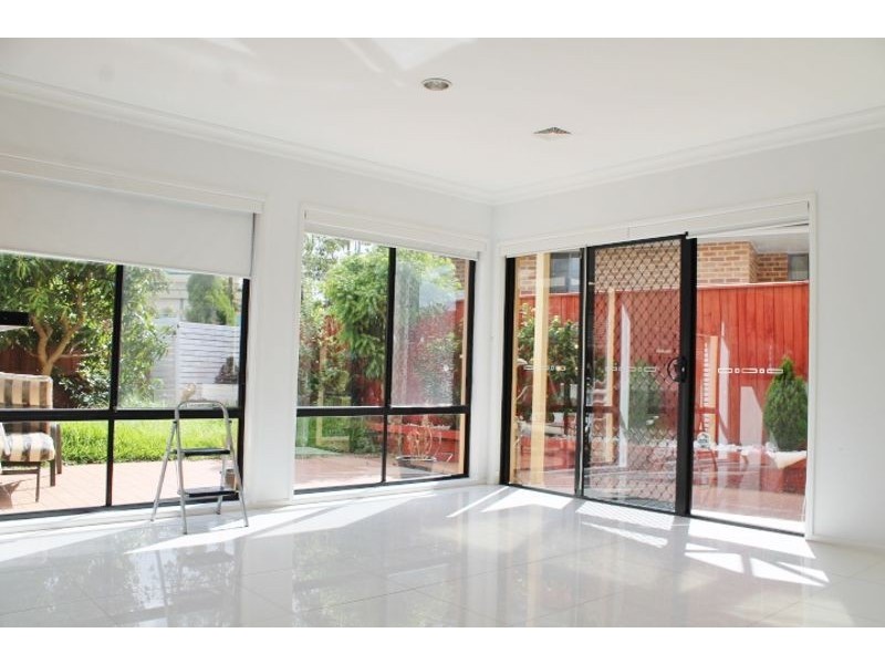 9 Arnold Place, Glenwood NSW 2768