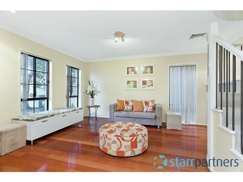 18 Gymkhana Place, Glenwood NSW 2768