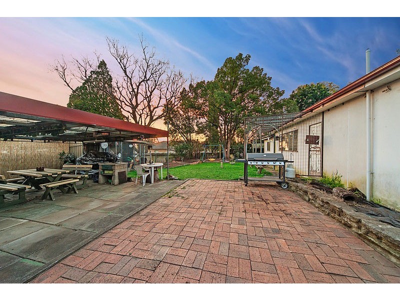 61 Regent Street, Riverstone NSW 2765