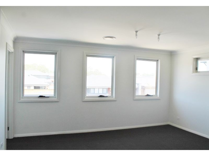 8 Ballina Street, Colebee NSW 2761