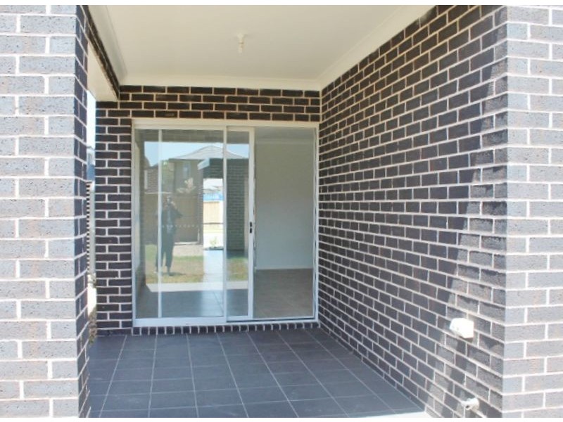 8 Ballina Street, Colebee NSW 2761