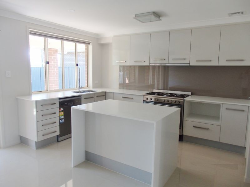 40 Canal Parade, Leppington NSW 2179