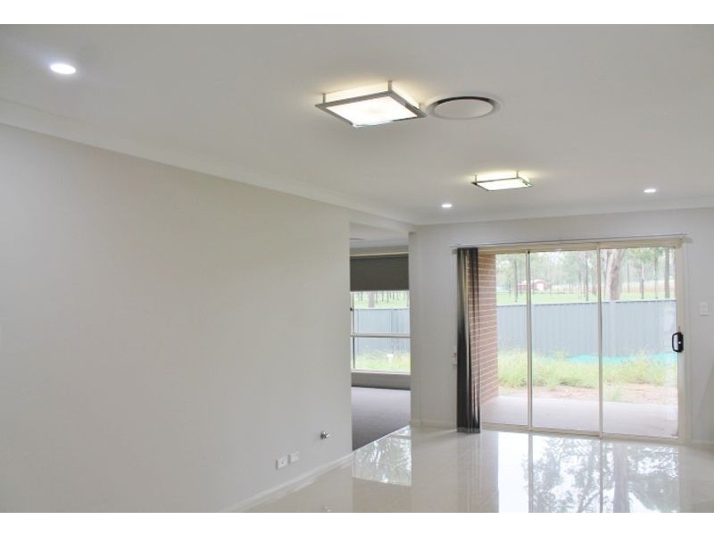 40 Canal Parade, Leppington NSW 2179